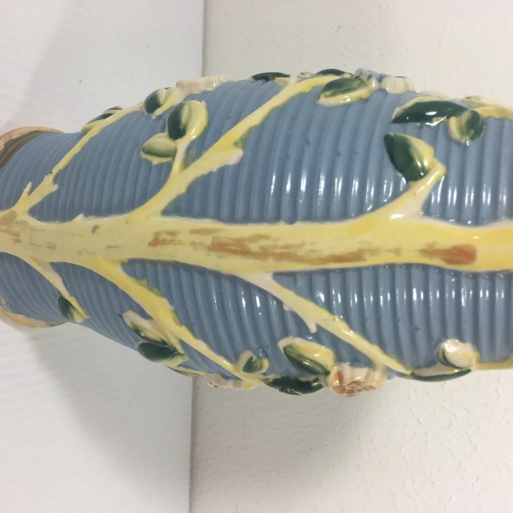 Mid-Century Asian Art‎ Pottery Vase Blue and White Tree Floral Japan Ribbed